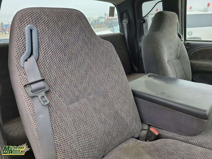 2001-dodge-ram-1500-image-32