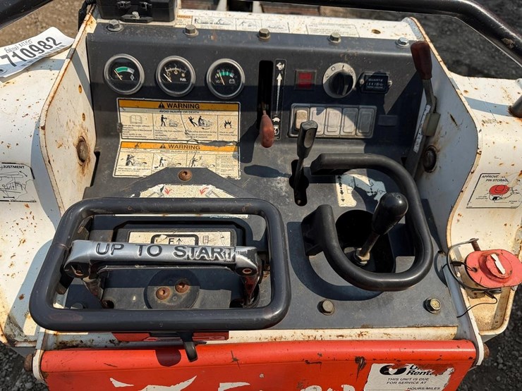 2015-bobcat-mt55-image-20