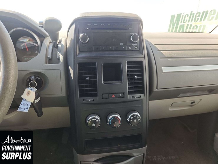 2009-dodge-grand-caravan-se-image-19