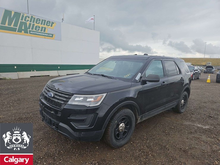 2019-ford-explorer-image-1