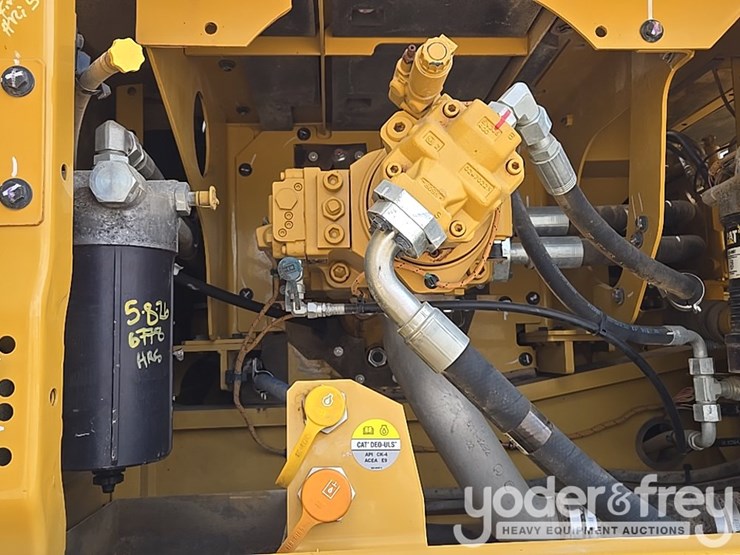 2019-caterpillar-336-image-39