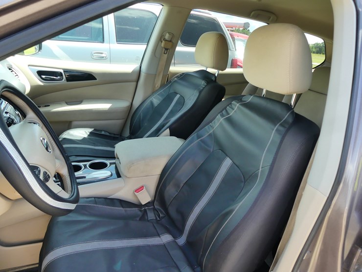 2014-nissan-pathfinder-image-14