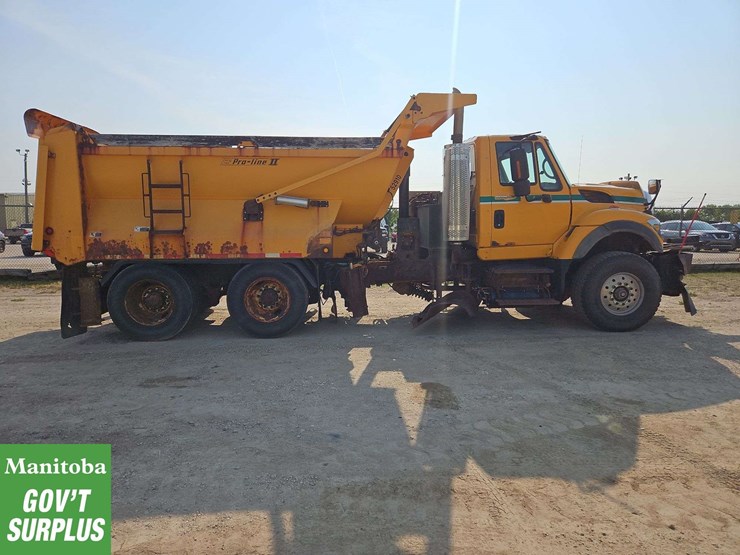 2009-international-workstar-7600-image-9