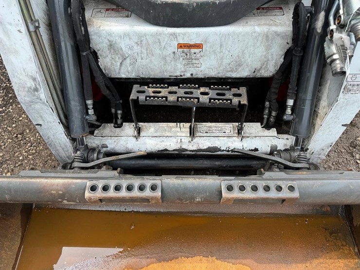2019-bobcat-s450-image-11