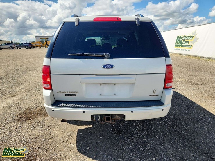 ford-explorer-image-17