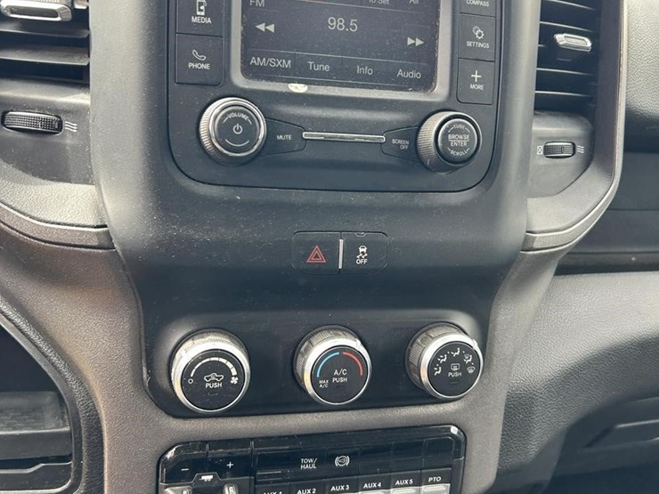 2019-ram-5500-hd-image-32