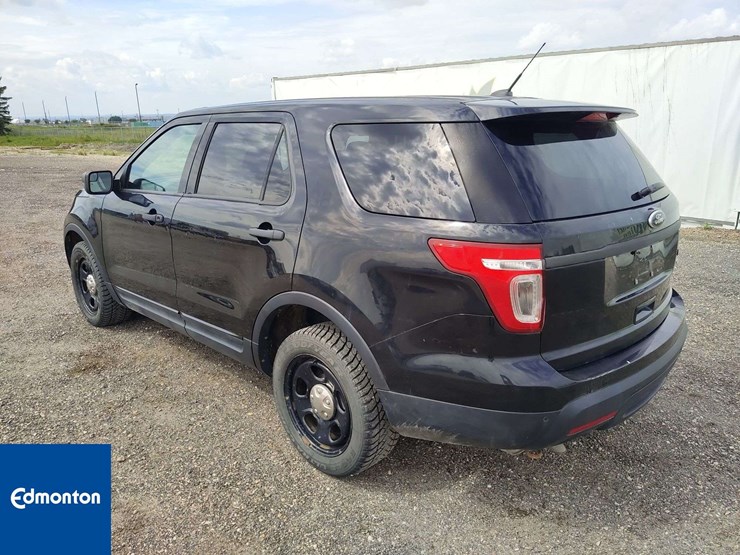2014-ford-explorer-image-3