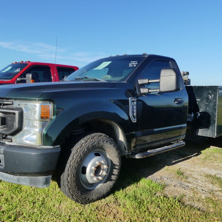2021 FORD F350 XL