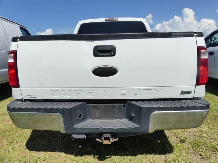2011-ford-f250-xl-image-8