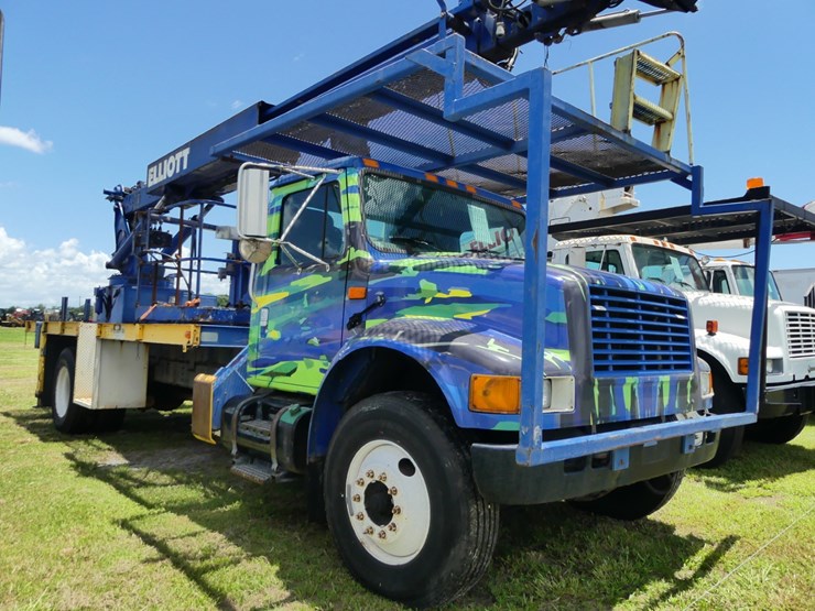 2001-international-4700-image-2
