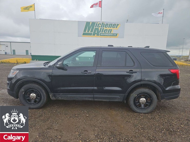 2019-ford-explorer-image-6