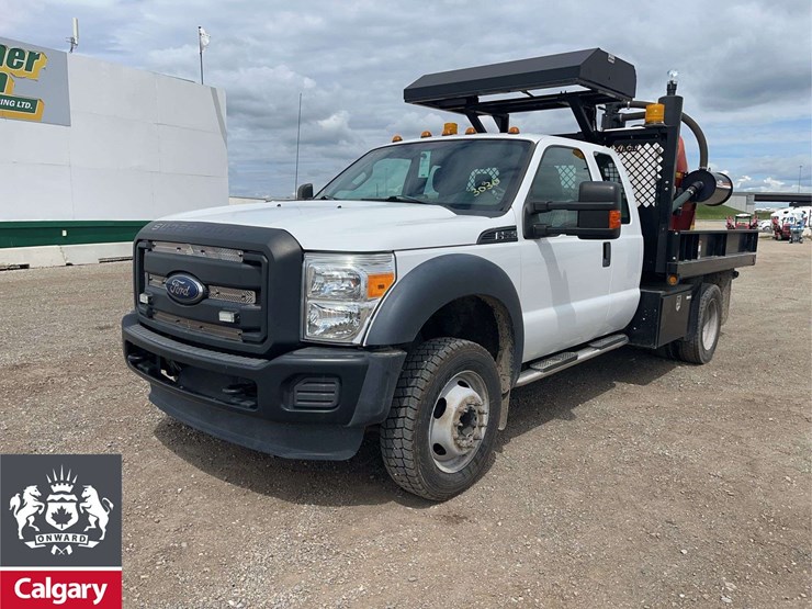2015-ford-f550-image-1
