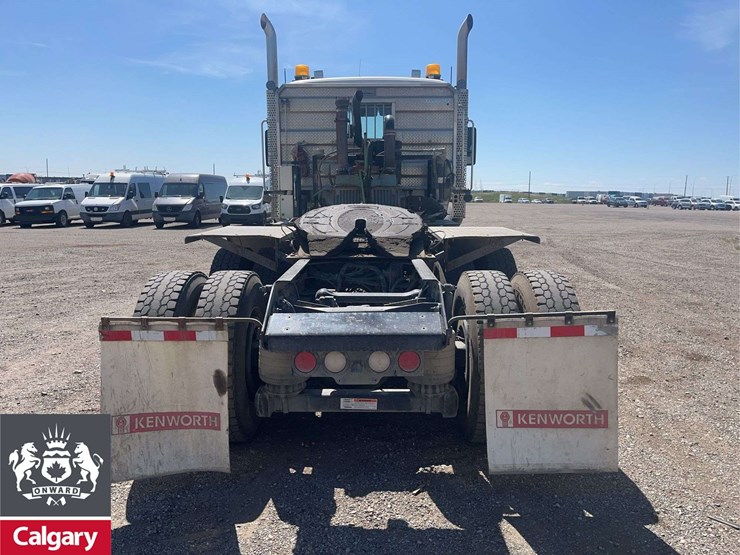2018-kenworth-t880-image-7