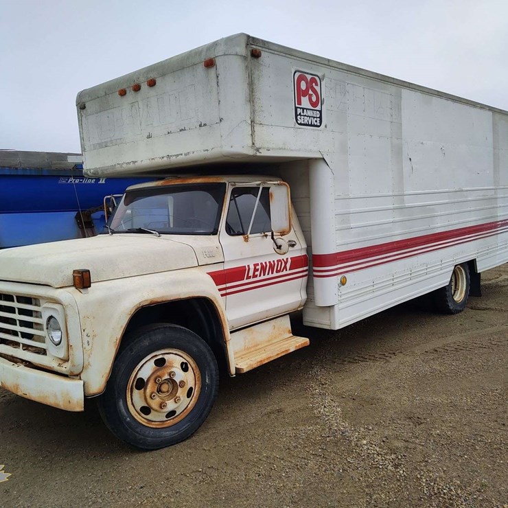 1974 FORD F600