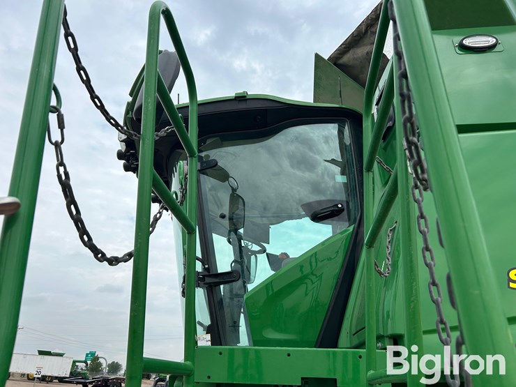 2023-john-deere-s780-image-12