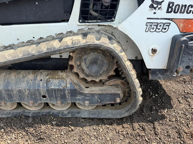 2018-bobcat-t595-image-18