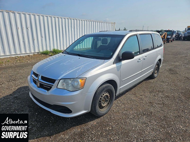 2011-dodge-grand-caravan-se-image-1
