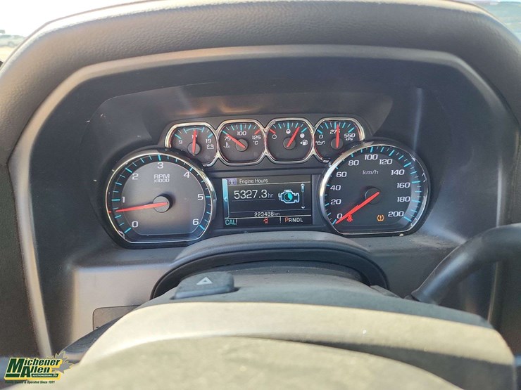 2017-gmc-sierra-1500-image-4