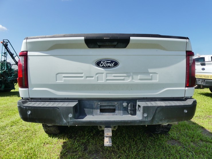2024-ford-f150-xl-image-8