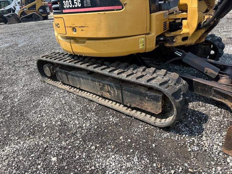 caterpillar-305-image-11