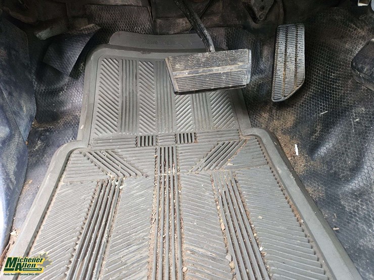 1996-chevrolet-3500-image-26
