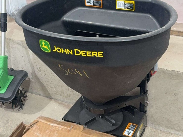 john-deere-gator-image-3
