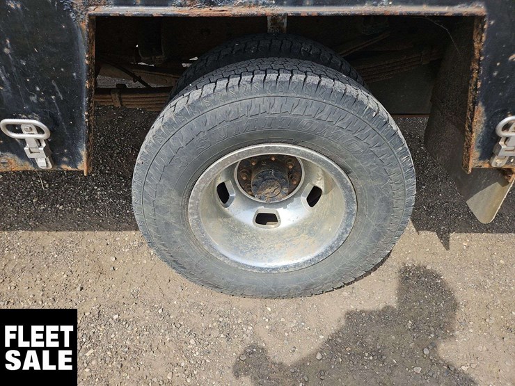 2013-dodge-3500-image-12