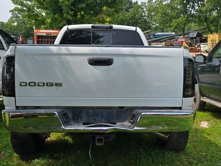 2002-dodge-ram-2500-image-5