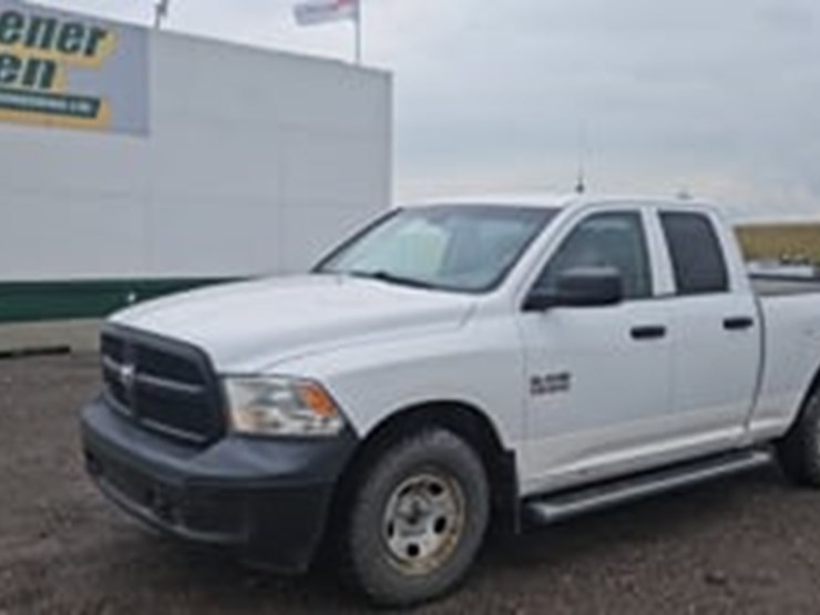 2015-dodge-1500-image-5
