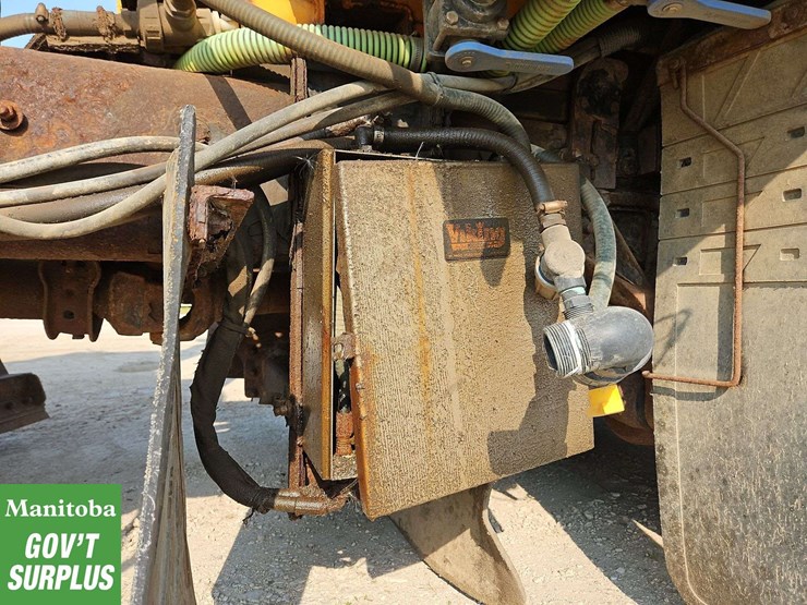 2009-international-workstar-7600-image-38