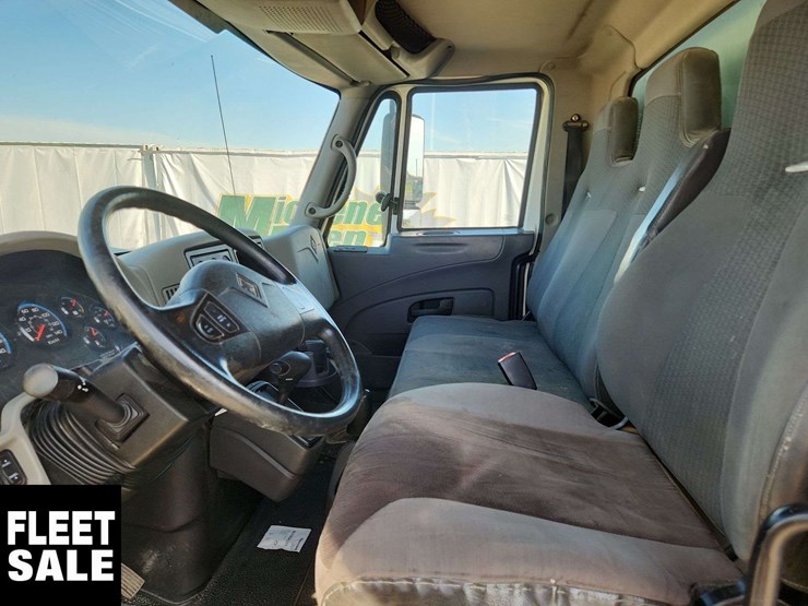 international-durastar-4300-image-10
