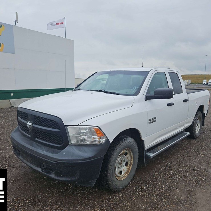 2015 DODGE 1500