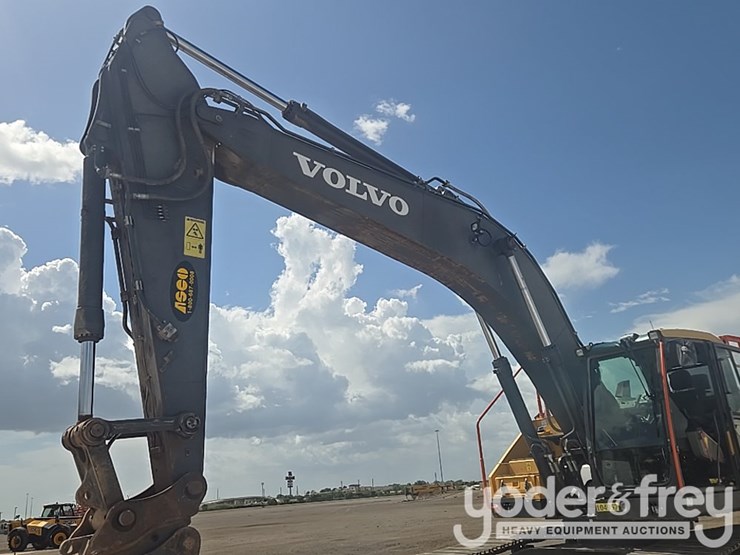 2019-volvo-ec300el-image-24