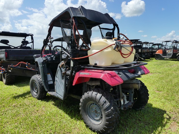 2021-honda-pioneer-sxs500m-image-4