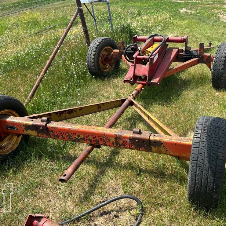 MASSEY-FERGUSON 4