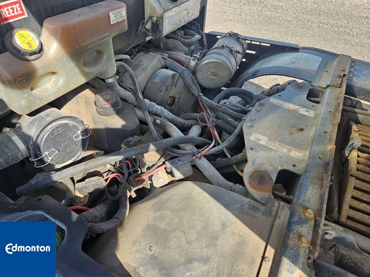 bobcat-toolcat-5600-image-43