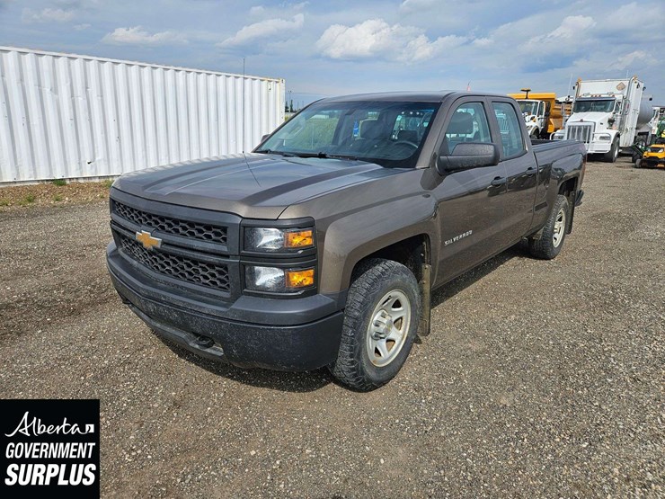 2015-chevrolet-silverado-1500-image-1