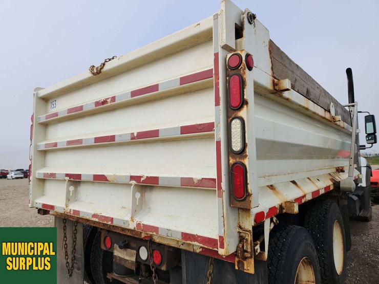 2015-international-workstar-7400-image-52