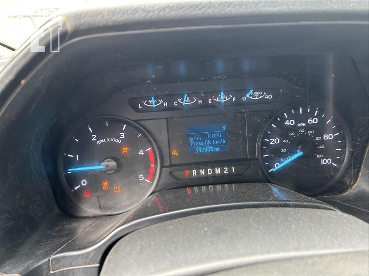 2019-ford-f350-xl-image-15