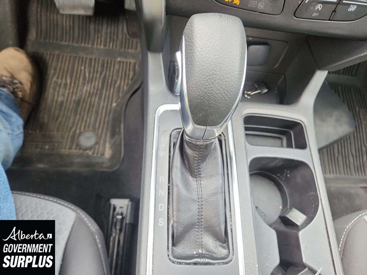 2019-ford-escape-se-image-15