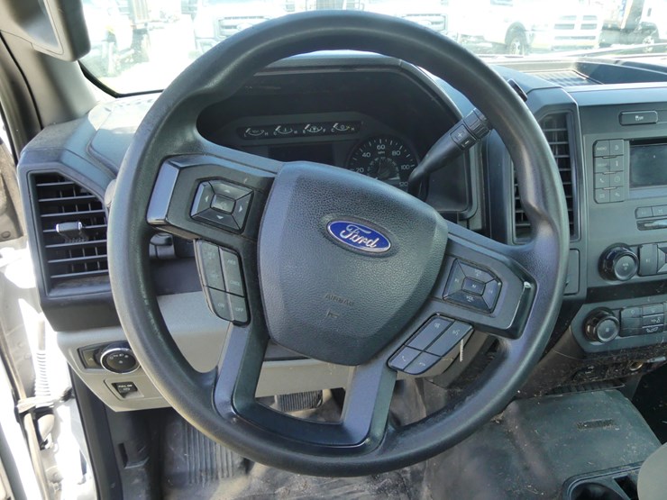 2019-ford-f150-xl-image-20