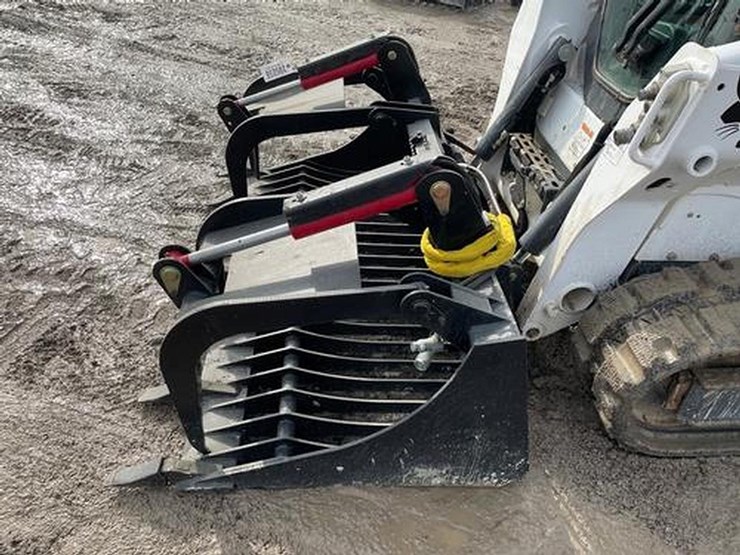 wildcat-72"-heavy-duty-skid-steer-skeleton-grapple-w/-teeth-image-5