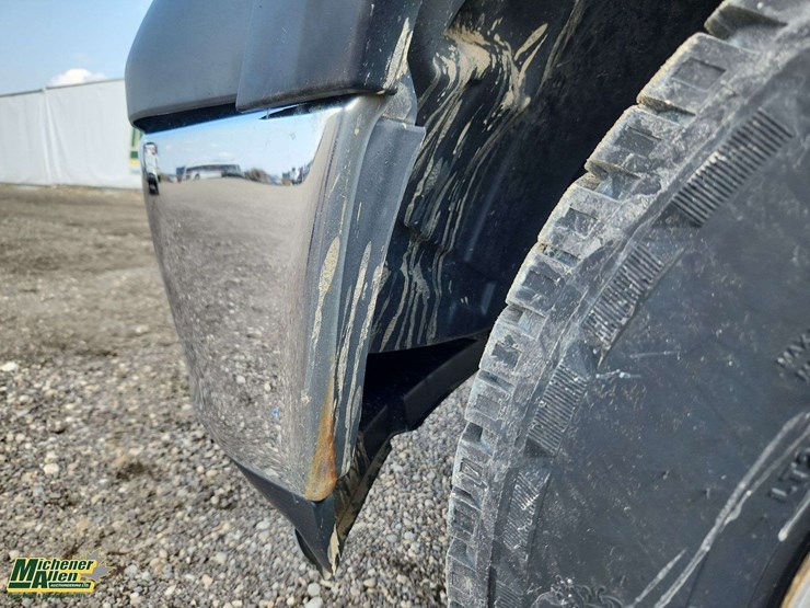 2012-dodge-1500-image-41