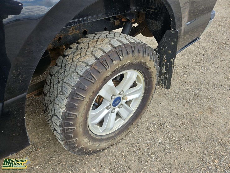 2018-ford-f150-image-18