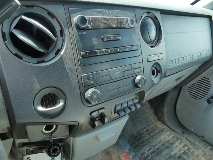 2015-ford-f450-xl-image-15