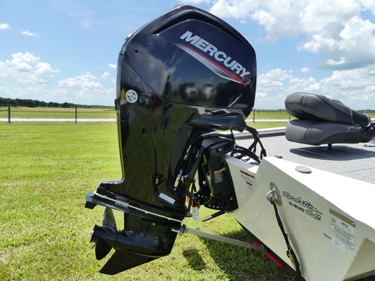 2020-basstracker-17.5'-aluminum-bass-boat-image-7