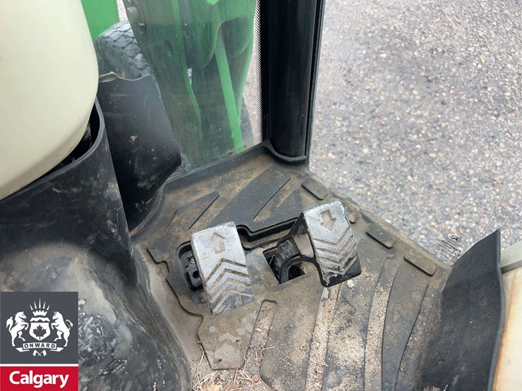 john-deere-4066r-image-25