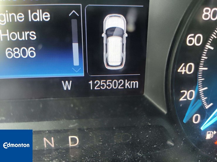 2016-ford-explorer-image-19