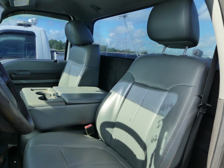 2014-ford-f250-xl-image-10