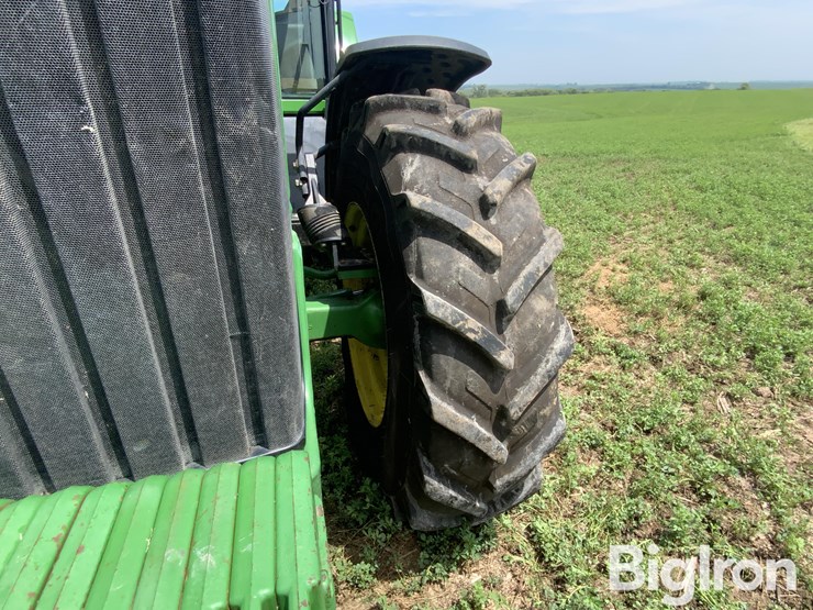 1995-john-deere-8400-image-13